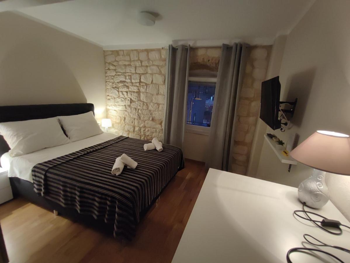 Room No3 Trogir Exterior photo